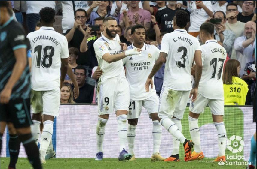  法甲首轮战罢，巴黎圣日耳曼领跑积分榜  